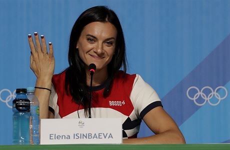 Jelena Isinbajevov na tiskov konferenci v brazilskm Riu.