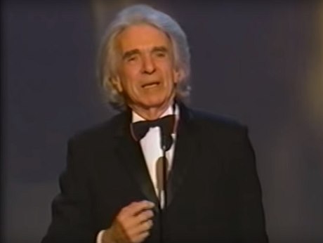 Arthur Hiller