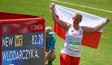 Anita Wlodarczyková pokoila svj vlastní svtový rekord.