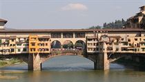 20. Ponte Vecchio, Florencie Dve byly obchody pilepen na mostnch...