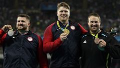 Zleva koula��tí medailisté: Joe Kovacs, Ryan Crouser aTomas Walsh.