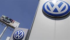 Skandl poslal Volkswagen do rekordn ztrty. Prodlal 43 miliard