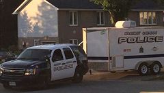 Policie zasahovala v jednom z dom v kanadském mst Strathroy.