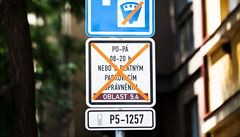 Stedoet radn pros o odloen zaveden parkovacch zn na Praze 5 a 6