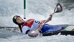 Kateina Kudjová v semifinále vodního slalomu.