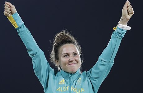 Chloe Espositová stejn jako ostatní australtí sportovci museli skousnout hned nkolik neradostných zpráv.