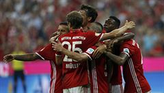 Gebre Selassie si protrpl debakl od Bayernu, Lewandowski nastlel hattrick