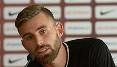 Hrá dánského klubu Sönderjyske Janus Drachmann vystoupil 24. srpna v Praze na...