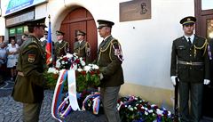 V Roudnici nad Labem se 26. srpna uskutenil pietní akt s vojenskými poctami v...