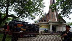 V Indonésii se terorista chtěl odpálit při mši v kostele. Nálož ale selhala