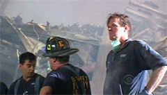 John O'Neill podlehl jako mnoho desítek jiných hasi pracujích v troskách WTC...