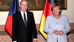 Kancléka Merkelová a premiér Sobotka na setkání ve Strakov akademii.