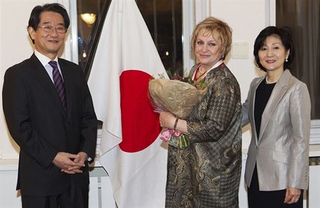 V prosinci roku 2010 dostala Vra áslavská na japonské ambasád ád...