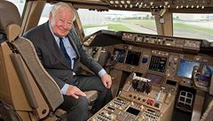 Americký konstruktér Joe Sutter, otec dopravního letadla Boeing 747.