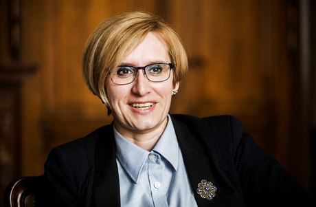 Karla lechtová.