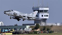 Start polského stíhacího bombardéru Suchoj Su-22 M4 na mezinárodním vojenském... | na serveru Lidovky.cz | aktuální zprávy