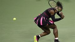 Serena Williamsová na US Open proti Karolín Plíkové.