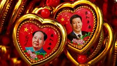 Nezvykle klidné oslavy Mao Ce-tunga. Čínské vedení tiše mění pohled na vůdce. Je symbolem chaosu