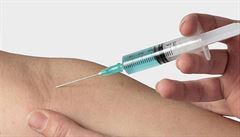 Nová vakcína proti AIDS snižuje riziko nákazy zhruba o třetinu