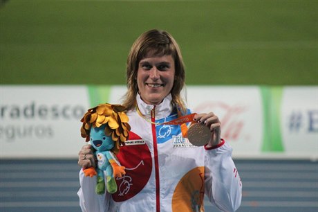 Eva Berná získala pro esko bronz ve vrhu koulí na paralympijských hrách.