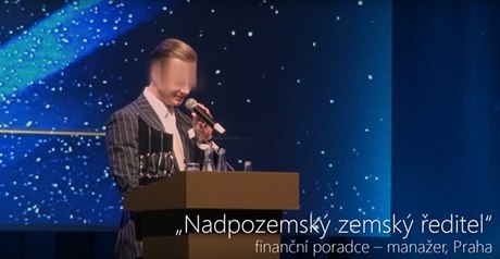 Dokument Rada nad zlato o praktikách finan�ních poradc�.