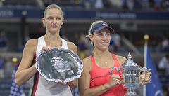 Karolína Plíková (vlevo) a vítzka US Open Angelique Kerberová.