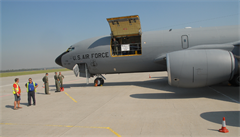 Americký tanker KC-135 na Dnech NATO
