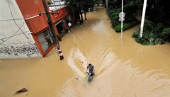 Tajfun Meranti m nejmn osm obt, destky milion byly evakuovny