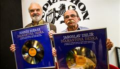 Jaroslav Uhlí (vpravo) a Zdenk Svrák a jejich diamantové desky (2016).