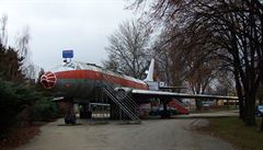 Letadlo Tu-104 slouilo v minulých letech jako bar v Olomouci.