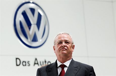 Martin Winterkorn po skandálu rezignoval na funkci éfa Volkswagenu.