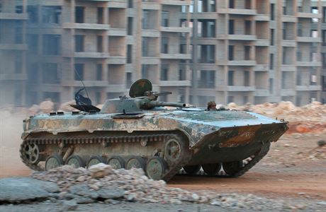 Syrská armáda zahájila ofenzívu proti IS.