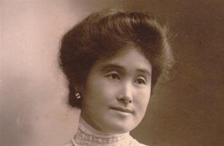 Mitsuko v roce 1907
