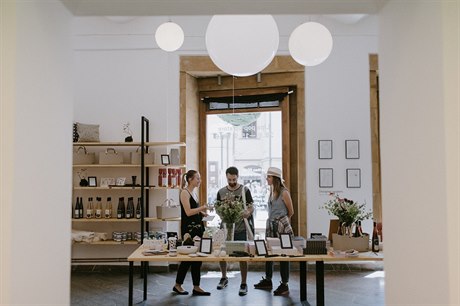 Lípa Store v Kafkovo dom