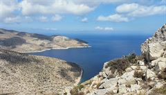 Ostrov Ios, leící na pl cesty práv mezi Santorini a nejvtím kykladským...