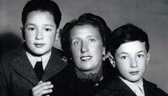 Hugo Marom (vlevo) vyrstal v Brn. V roce 1939 mu bylo jedenáct, spolu s...