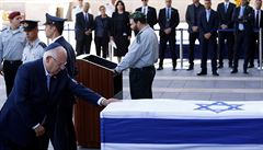 Izraelský prezident Reuven Rivlin piel uctít památku  svého nkdejího...