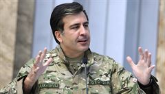 Naše vesnice musí být připraveny k obraně, vyzývá Saakašvili