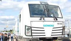 Klasika od Siemensu - lokomotiva Vectron. V esku s ní jezdí RegioJet Radima...