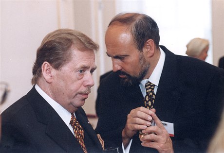 Václav Havel a Tomá Halík na konferenci na Hrad v roce 1999.