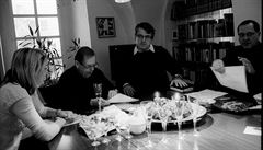 Váslav Havel a Jaroslav Bouek  podpis smlouvy a pípitek k Odcházení