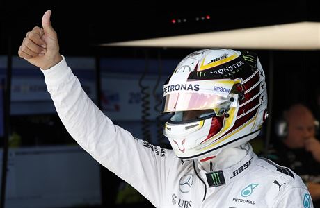 Lewis Hamilton po kvalifikaci na Velkou cenu Malajsie