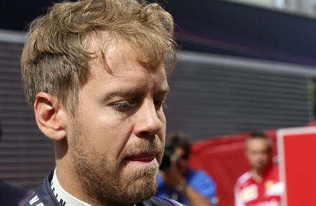 Sebastian Vettel to od soupe za svj manévr poádn schytal.
