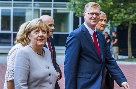 Angela Merkelov a Pavel Blobrdek.