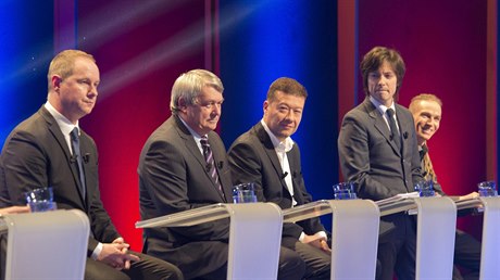 Zleva Petr Gazdík (STAN), Vojtch Filip (KSCM), Tomio Okamura (SPD), Matj...