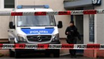 Nmeck policie ptr po syrskm uprchlkovi, kter plnoval bombov tok