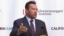Arnold Schwarzenegger nebude volit Donalda Trumpa.