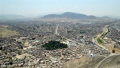 San Cristobal byl díve jednou z posvátných hor Ink, tzv. apu. Dnes kopec...