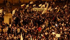 Tichý pochod - protest tisíc lidí na podporu míru na hlavním námstí v...