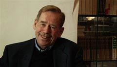 Záběr z dokumentu Občan Havel přikuluje.